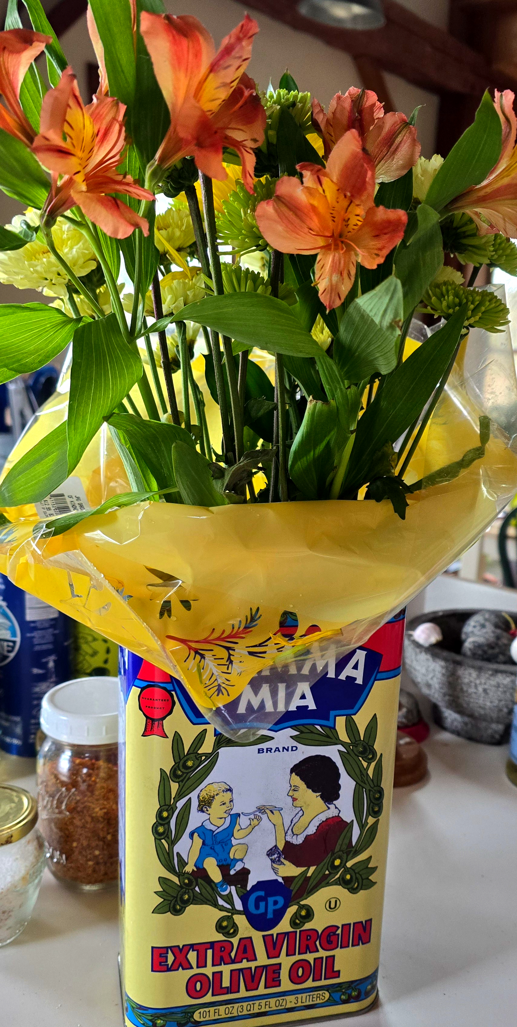 Plan ahead for Mother's Day: The Mamma Mia Vase – Dan Rodricks